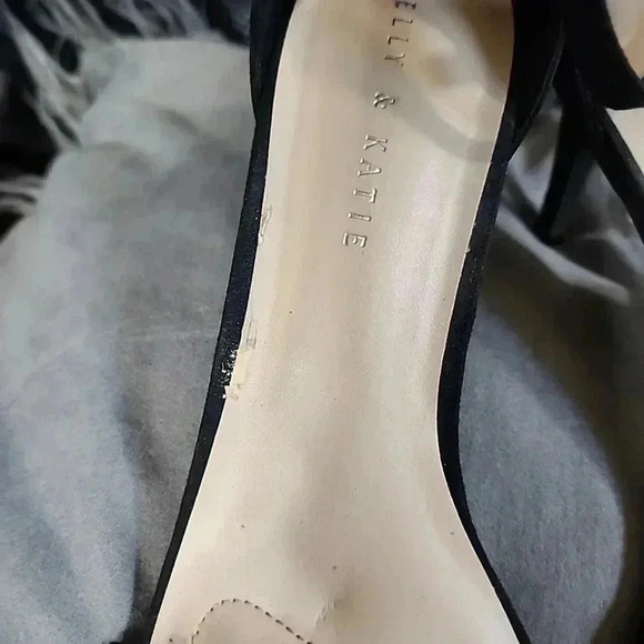Kelly & Katie Heels. Size 10 - Picture 5 of 11